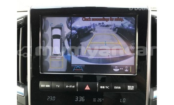 သွင်းကုန် Toyota Land Cruiser White ကား Import - Dubai Ayeyarwady သွင်းကုန် Toyota Land Cruiser White ကား Import - Dubai Ayeyarwady