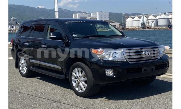 Buy Import Toyota Land Cruiser Black Car in Import - Dubai in Ayeyarwady
