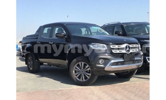 Buy Import Mercedes-Benz 250 Black Car in Import - Dubai in Ayeyarwady