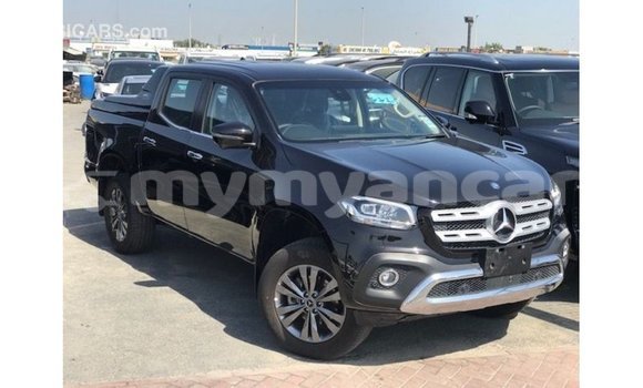 သွင်းကုန် Mercedes-Benz 250 Black ကား Import - Dubai Ayeyarwady သွင်းကုန် Mercedes-Benz 250 Black ကား Import - Dubai Ayeyarwady
