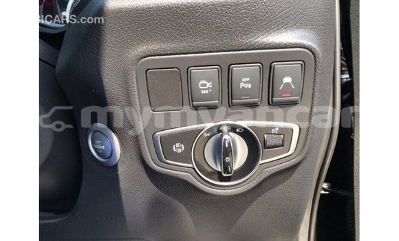 သွင်းကုန် Mercedes-Benz 250 Black ကား Import - Dubai Ayeyarwady သွင်းကုန် Mercedes-Benz 250 Black ကား Import - Dubai Ayeyarwady