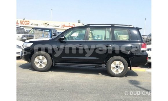 သွင်းကုန် Toyota Land Cruiser Black ကား Import - Dubai Ayeyarwady သွင်းကုန် Toyota Land Cruiser Black ကား Import - Dubai Ayeyarwady