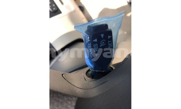 သွင်းကုန် Toyota Land Cruiser Black ကား Import - Dubai Ayeyarwady သွင်းကုန် Toyota Land Cruiser Black ကား Import - Dubai Ayeyarwady