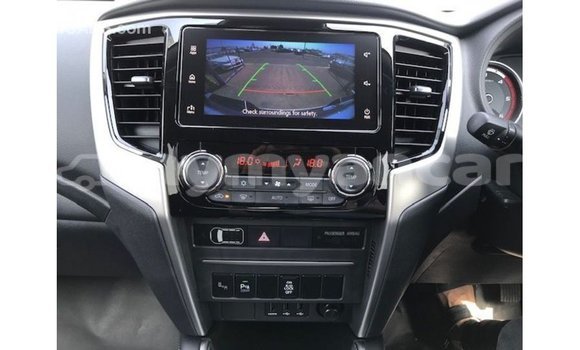 သွင်းကုန် Mitsubishi i Blue ကား Import - Dubai Ayeyarwady သွင်းကုန် Mitsubishi i Blue ကား Import - Dubai Ayeyarwady