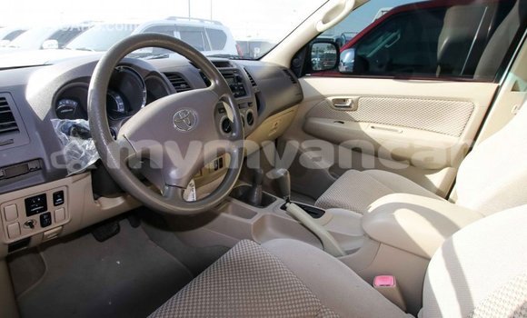 သွင်းကုန် Toyota Fortuner White ကား Import - Dubai Ayeyarwady သွင်းကုန် Toyota Fortuner White ကား Import - Dubai Ayeyarwady