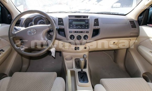 သွင်းကုန် Toyota Fortuner White ကား Import - Dubai Ayeyarwady သွင်းကုန် Toyota Fortuner White ကား Import - Dubai Ayeyarwady
