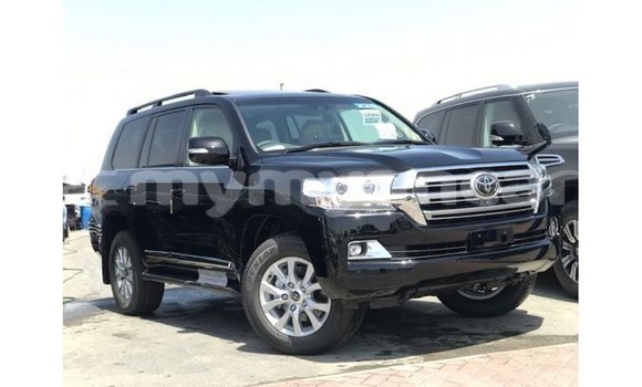 သွင်းကုန် Toyota Land Cruiser Black ကား Import - Dubai Ayeyarwady သွင်းကုန် Toyota Land Cruiser Black ကား Import - Dubai Ayeyarwady