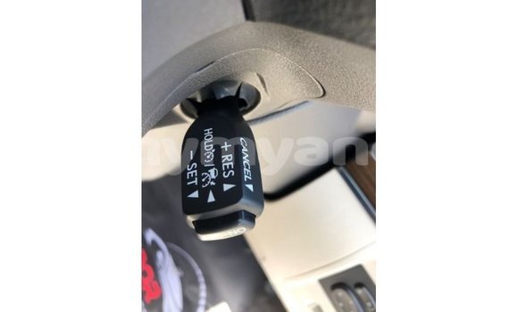 သွင်းကုန် Toyota Land Cruiser Black ကား Import - Dubai Ayeyarwady သွင်းကုန် Toyota Land Cruiser Black ကား Import - Dubai Ayeyarwady