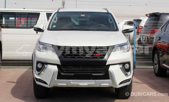 Acheter Import Voiture Toyota Fortuner Blanc à Import - Dubai, #<Region:0x000000000c5121b8> Acheter Import Voiture Toyota Fortuner Blanc à Import - Dubai, #<Region:0x000000000c5121b8>