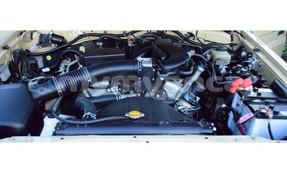 Buy Import Toyota Land Cruiser Beige Car in Import - Dubai in Ayeyarwady Buy Import Toyota Land Cruiser Beige Car in Import - Dubai in Ayeyarwady