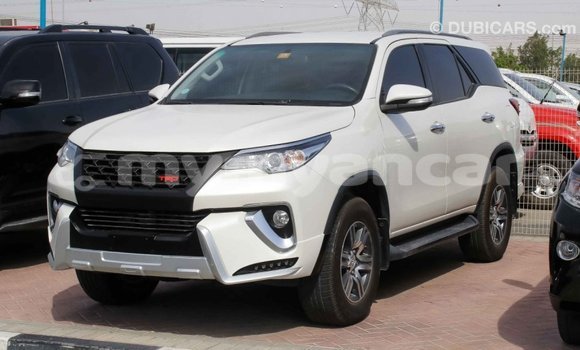 Acheter Import Voiture Toyota Fortuner Blanc à Import - Dubai, #<Region:0x000000000c5121b8> Acheter Import Voiture Toyota Fortuner Blanc à Import - Dubai, #<Region:0x000000000c5121b8>