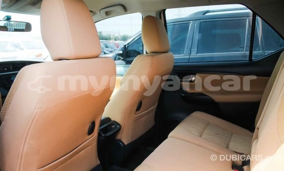 Acheter Import Voiture Toyota Fortuner Blanc à Import - Dubai, #<Region:0x000000000c5121b8> Acheter Import Voiture Toyota Fortuner Blanc à Import - Dubai, #<Region:0x000000000c5121b8>