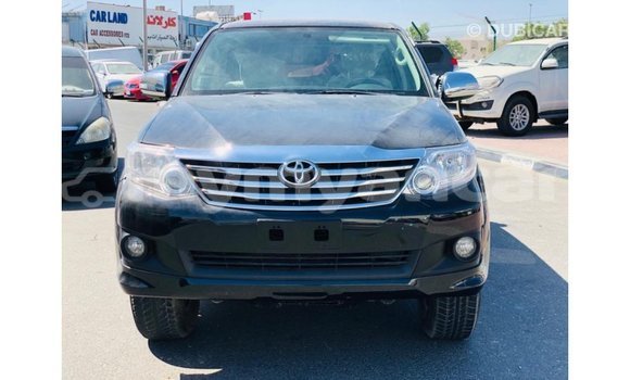 သွင်းကုန် Toyota Fortuner Black ကား Import - Dubai Ayeyarwady သွင်းကုန် Toyota Fortuner Black ကား Import - Dubai Ayeyarwady