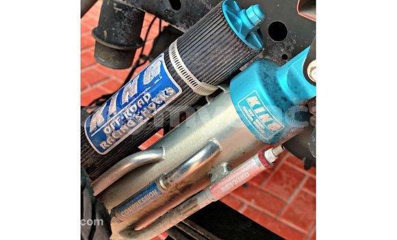 Buy Import Ford Club Wagon Red Car in Import - Dubai in Ayeyarwady Buy Import Ford Club Wagon Red Car in Import - Dubai in Ayeyarwady