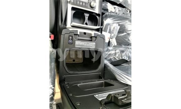 Buy Import Toyota Land Cruiser White Car in Import - Dubai in Ayeyarwady Buy Import Toyota Land Cruiser White Car in Import - Dubai in Ayeyarwady