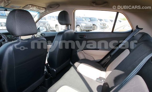 Buy Import Hyundai i10 White Car in Import - Dubai in Ayeyarwady Buy Import Hyundai i10 White Car in Import - Dubai in Ayeyarwady