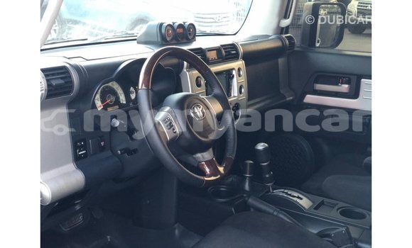 Buy Import Toyota FJ Cruiser White Car in Import - Dubai in Ayeyarwady Buy Import Toyota FJ Cruiser White Car in Import - Dubai in Ayeyarwady