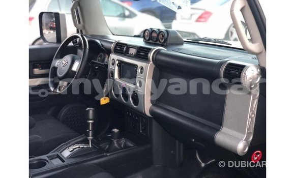 Buy Import Toyota FJ Cruiser White Car in Import - Dubai in Ayeyarwady Buy Import Toyota FJ Cruiser White Car in Import - Dubai in Ayeyarwady