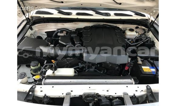 Buy Import Toyota FJ Cruiser White Car in Import - Dubai in Ayeyarwady Buy Import Toyota FJ Cruiser White Car in Import - Dubai in Ayeyarwady
