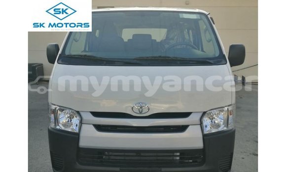 သွင်းကုန် Toyota Hiace White ကား Import - Dubai Ayeyarwady သွင်းကုန် Toyota Hiace White ကား Import - Dubai Ayeyarwady