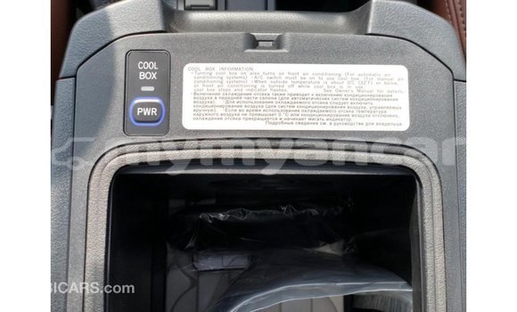 သွင်းကုန် Toyota Prado Black ကား Import - Dubai Ayeyarwady သွင်းကုန် Toyota Prado Black ကား Import - Dubai Ayeyarwady