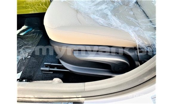 Buy Import Hyundai Elantra White Car in Import - Dubai in Ayeyarwady Buy Import Hyundai Elantra White Car in Import - Dubai in Ayeyarwady