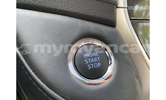 သွင်းကုန် Toyota Land Cruiser White ကား Import - Dubai Ayeyarwady သွင်းကုန် Toyota Land Cruiser White ကား Import - Dubai Ayeyarwady