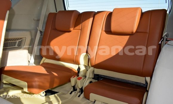 Buy Import Toyota Prado White Car in Import - Dubai in Ayeyarwady Buy Import Toyota Prado White Car in Import - Dubai in Ayeyarwady