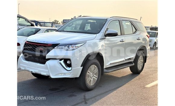 Buy Import Toyota Fortuner White Car in Import - Dubai in Ayeyarwady Buy Import Toyota Fortuner White Car in Import - Dubai in Ayeyarwady