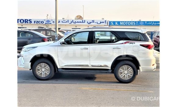 Buy Import Toyota Fortuner White Car in Import - Dubai in Ayeyarwady Buy Import Toyota Fortuner White Car in Import - Dubai in Ayeyarwady