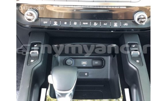 Buy Import Kia Rio White Car in Import - Dubai in Ayeyarwady Buy Import Kia Rio White Car in Import - Dubai in Ayeyarwady