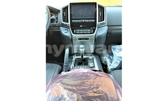 Buy Import Toyota Land Cruiser Black Car in Import - Dubai in Ayeyarwady Buy Import Toyota Land Cruiser Black Car in Import - Dubai in Ayeyarwady