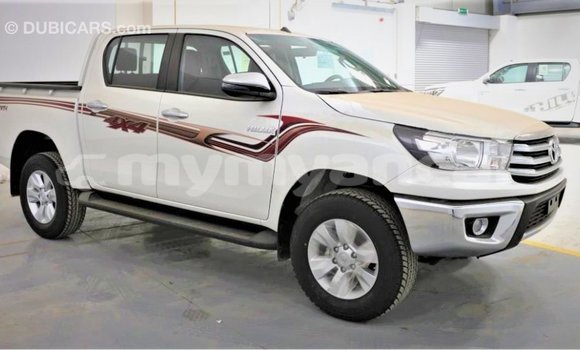 Buy Import Toyota Hilux White Car in Import - Dubai in Ayeyarwady Buy Import Toyota Hilux White Car in Import - Dubai in Ayeyarwady