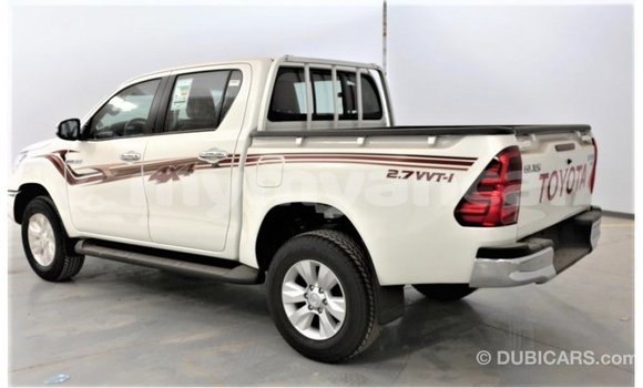 Buy Import Toyota Hilux White Car in Import - Dubai in Ayeyarwady Buy Import Toyota Hilux White Car in Import - Dubai in Ayeyarwady