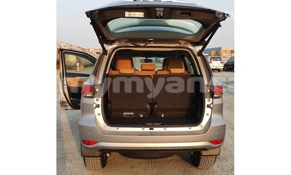 Buy Import Toyota Fortuner Other Car in Import - Dubai in Ayeyarwady Buy Import Toyota Fortuner Other Car in Import - Dubai in Ayeyarwady