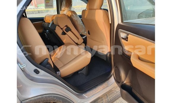 Buy Import Toyota Fortuner Other Car in Import - Dubai in Ayeyarwady Buy Import Toyota Fortuner Other Car in Import - Dubai in Ayeyarwady
