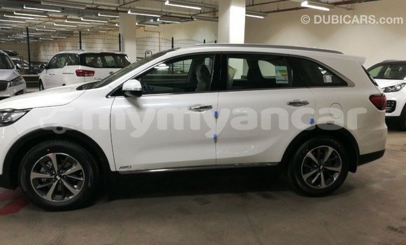 Buy Import Kia Sorento White Car in Import - Dubai in Ayeyarwady Buy Import Kia Sorento White Car in Import - Dubai in Ayeyarwady