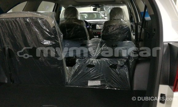 Buy Import Kia Sorento White Car in Import - Dubai in Ayeyarwady Buy Import Kia Sorento White Car in Import - Dubai in Ayeyarwady