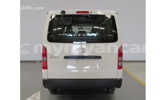 Buy Import Toyota Hiace White Car in Import - Dubai in Ayeyarwady Buy Import Toyota Hiace White Car in Import - Dubai in Ayeyarwady