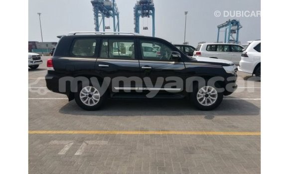 Buy Import Toyota Land Cruiser Black Car in Import - Dubai in Ayeyarwady Buy Import Toyota Land Cruiser Black Car in Import - Dubai in Ayeyarwady