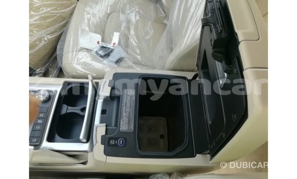 Buy Import Toyota Land Cruiser Black Car in Import - Dubai in Ayeyarwady Buy Import Toyota Land Cruiser Black Car in Import - Dubai in Ayeyarwady