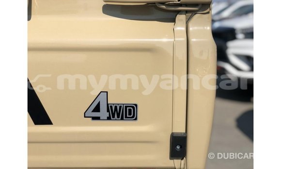 Buy Import Toyota Land Cruiser Beige Car in Import - Dubai in Ayeyarwady Buy Import Toyota Land Cruiser Beige Car in Import - Dubai in Ayeyarwady