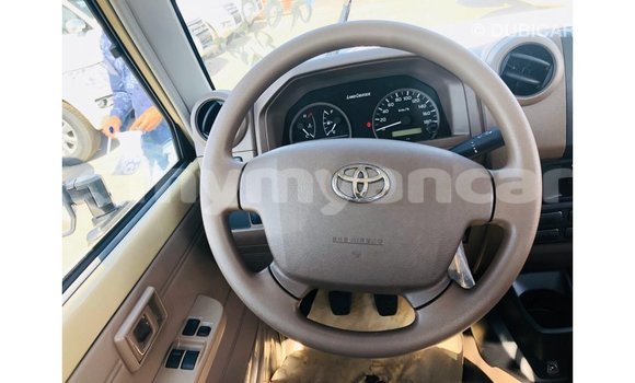 Buy Import Toyota Land Cruiser Beige Car in Import - Dubai in Ayeyarwady Buy Import Toyota Land Cruiser Beige Car in Import - Dubai in Ayeyarwady