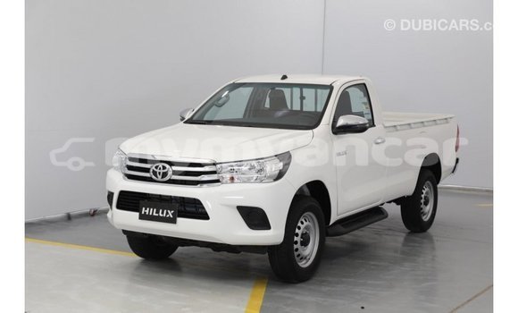 Buy Import Toyota Hilux White Car in Import - Dubai in Ayeyarwady Buy Import Toyota Hilux White Car in Import - Dubai in Ayeyarwady