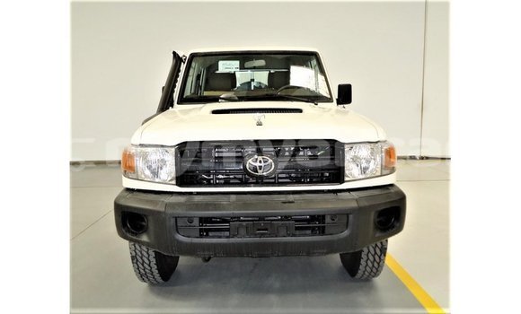 Buy Import Toyota Land Cruiser White Car in Import - Dubai in Ayeyarwady Buy Import Toyota Land Cruiser White Car in Import - Dubai in Ayeyarwady
