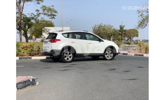 သွင်းကုန် Toyota 4Runner White ကား Import - Dubai Ayeyarwady သွင်းကုန် Toyota 4Runner White ကား Import - Dubai Ayeyarwady