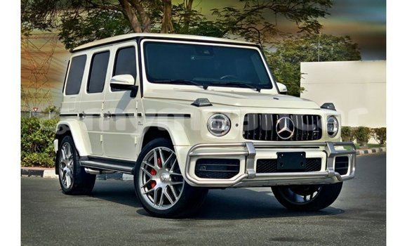 Buy Import Mercedes-Benz 190 (W201) White Car in Import - Dubai in Ayeyarwady