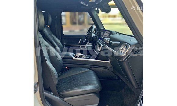 Buy Import Mercedes-Benz 190 (W201) White Car in Import - Dubai in Ayeyarwady Buy Import Mercedes-Benz 190 (W201) White Car in Import - Dubai in Ayeyarwady