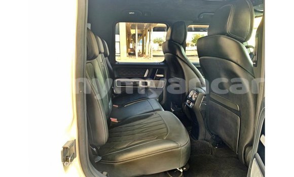 Buy Import Mercedes-Benz 190 (W201) White Car in Import - Dubai in Ayeyarwady Buy Import Mercedes-Benz 190 (W201) White Car in Import - Dubai in Ayeyarwady