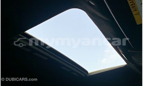 Buy Import Mercedes-Benz 190 (W201) White Car in Import - Dubai in Ayeyarwady Buy Import Mercedes-Benz 190 (W201) White Car in Import - Dubai in Ayeyarwady